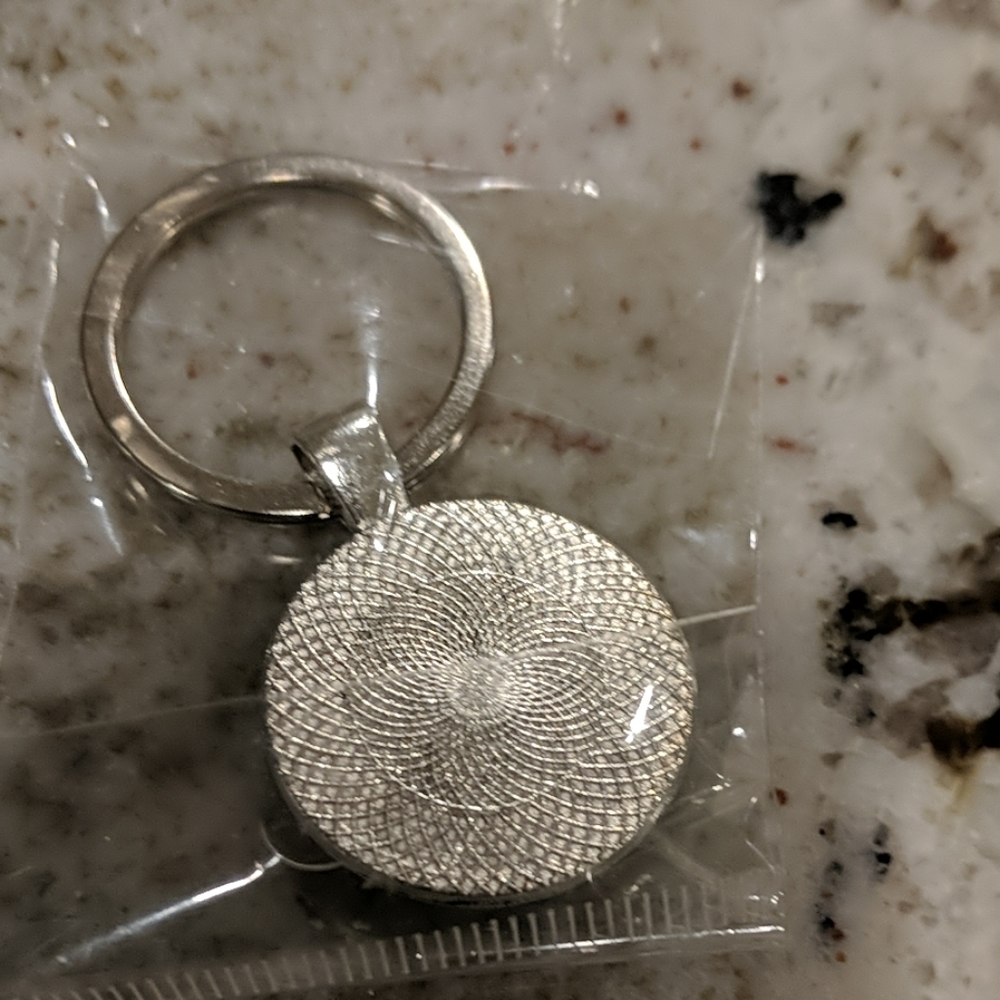 Boston Terrier KeyChain - Picture 2 of 2